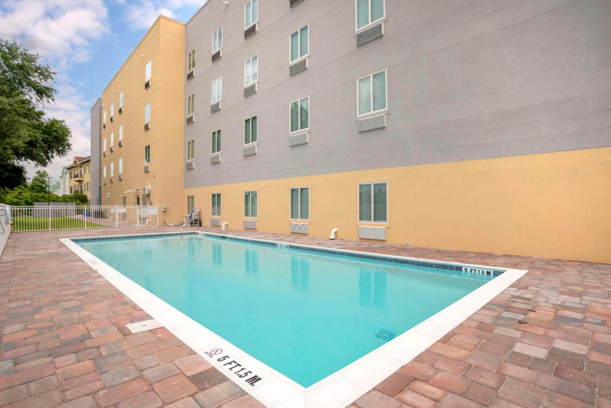 Comfort Inn & Suites Destin Near Henderson Beach Miramar Beach Extérieur photo
